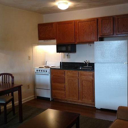 Affordable Suites Charlottesville Esterno foto