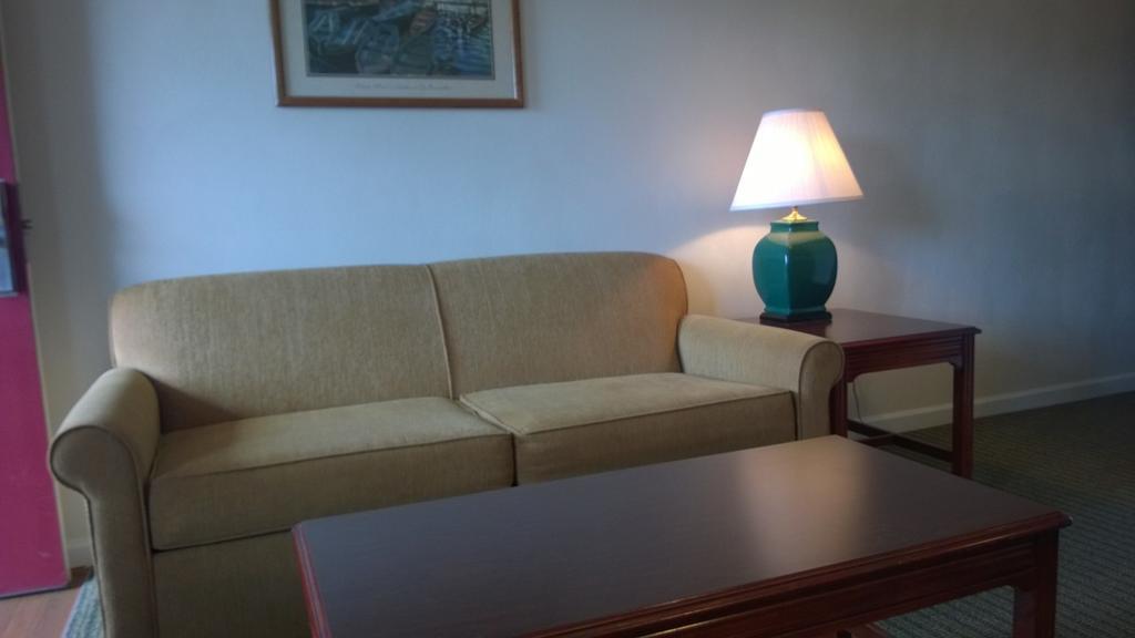 Affordable Suites Charlottesville Esterno foto